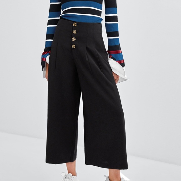Zara Black Cropped Pant with Button Up Fly - Picture 2 of 4
